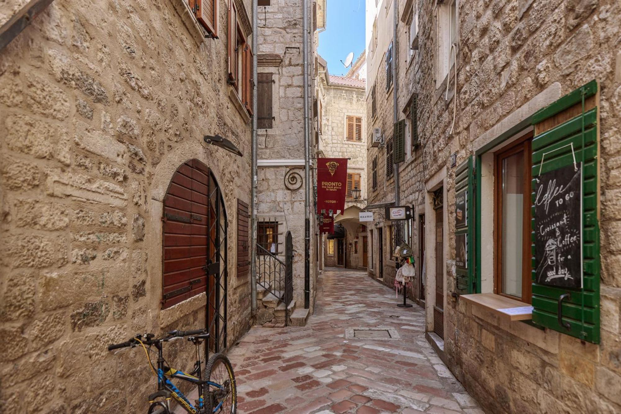 G-Apart Kotor Exterior photo